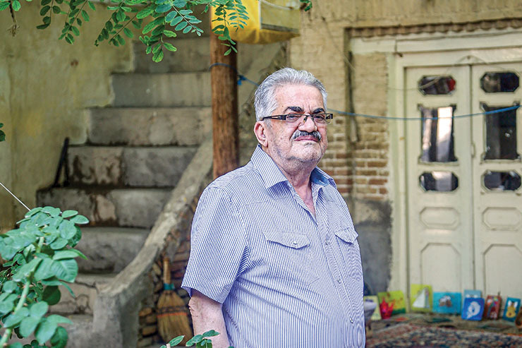 یکی از خانه‌های قدیمی شهر واقع در سرشور ۳۳ با نام خانه شاملو است که ساکنان این خانه (خانواده ابوالقاسم شاملو منتظر مَقدَم) مدعی‌اند،  نسل هفتم شاملو‌ها هستند