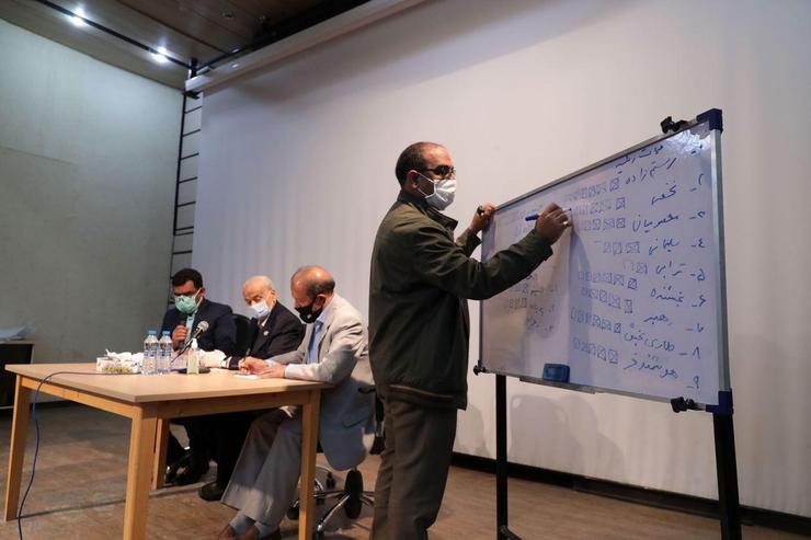 مجمع عمومی انتخاباتی انجمن نویسندگان، خبرنگاران و عکاسان ورزشی خراسان رضوی امروز با حضور اعضای خود در فرهنگ‌سرای رسانه مشهد برگزار شد.
