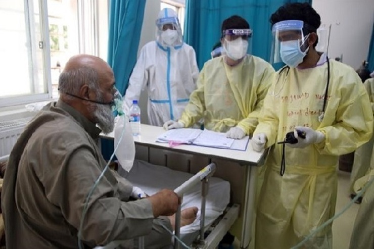 وزارت صحت عامه افغانستان اعلام کرد که در ۲۴ ساعت گذشته، ۱۱۶ بیمار جدید کرونایی شناسایی شده و در این مدت ۴ نفر نیز جان باخته‌اند. آمار روزانه مبتلایان کرونا برای سومین روز، بیشتر از ۱۰۰ ابتلاست.