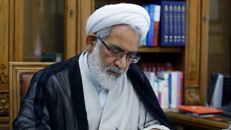 دادستان کل کشور پس از مشاهد فیلم منتشر شده در فضای مجازی از ضرب و شتم یک زن جوان در آبادان، در تماسی تلفنی با دادستان مرکز استان خوزستان، دستور پیگیری فوری را صادر کرد.