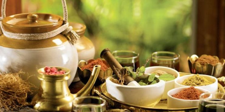 یک متخصص طب سنتی، در مورد استفاده از دمنوش‌ها برای پیشگیری از ابتلا به بیماری‌های ویروسی در پاییز و زمستان، نکاتی را متذکر شد.