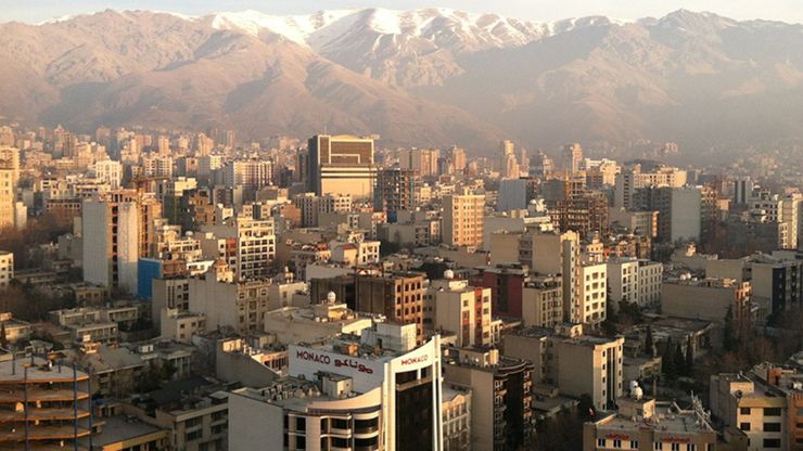 عضو کمیسیون عمران مجلس شورای اسلامی خبر داد: شورای نگهبان برای دومین بار به طرح اخذ مالیات از خانه‌های خالی ایراد گرفت. قرار است این طرح پس از رفع ایرادات در کمیسیون اقتصادی به صحن مجلس ارسال شده و مجددا مورد بررسی وکلای ملت قرار گیرد و پس از آن به شورای نگهبان ارسال شود.