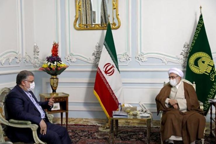 تولیت آستان قدس رضوی بر حل مشکلات استان خراسان رضوی با استفاده از ظرفیت‌های ملی تأکید کرد.