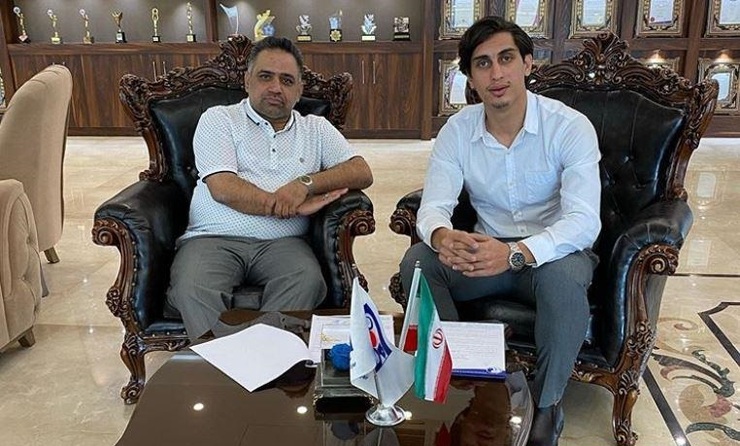 عبدیان اعلام کرده بود محمد نادری از جیب خودش پول رضایت‌نامه به باشگاه کوتریک را پرداخت می‌کند، اما باشگاه استقلال اولین قسط را به حساب این بازیکن واریز کرد تا مشخص شود وعده عضو هیئت مدیره استقلال بی‌اساس بوده است.