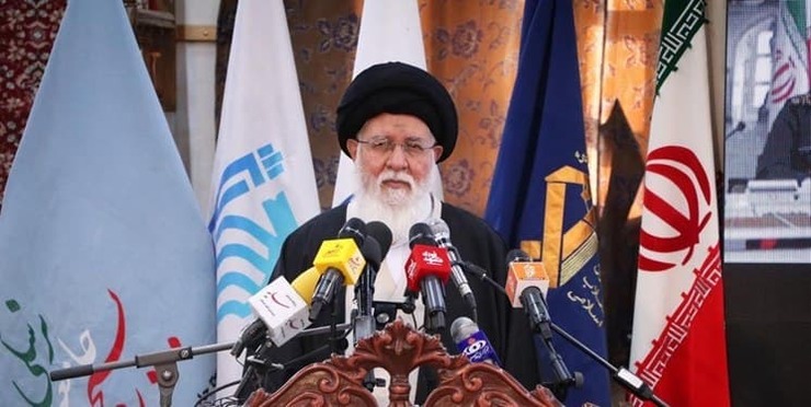 نماینده ولی فقیه در خراسان رضوی گفت: مشکل این است که گاهی برخی مسئولان در اجرای رهنمود‌های رهبری زاویه پیدا می‌کنند. اگر این مسائل نباشد و همه مسئولان رهنمود‌ها و دستورالعمل رهبری را گوش دهند، تمام مشکلات کشور حل‌شدنی است.