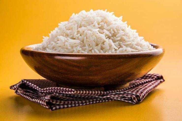 مصرف زیاد برنج سفید موجب افزایش چربی شکم، ریسک دیابت نوع دوم و سندرم متابولیک می‌شود، اما سؤال این است که چقدر برنج بخوریم؟