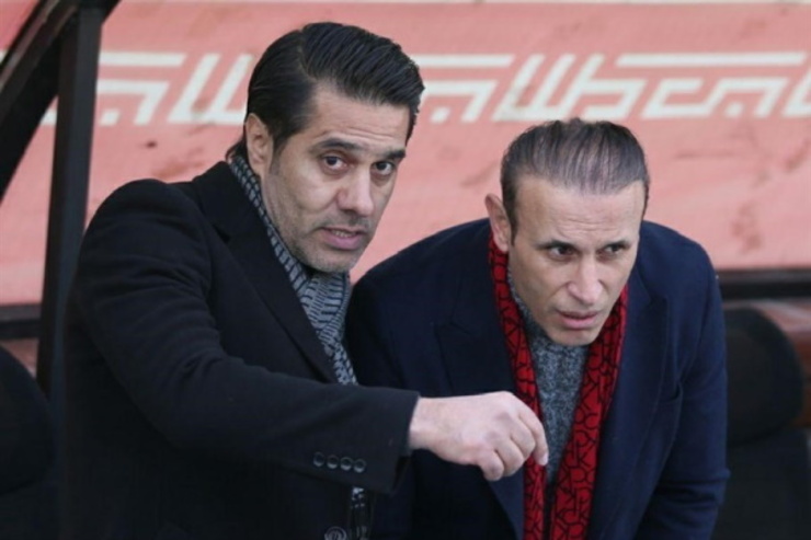با وجود دعوت از برخی از بازیکنان پرسپولیس، این بازیکنان در مراسم رونمایی از کارت سامانه هواداری اسپانسر خود غایب بودند.
