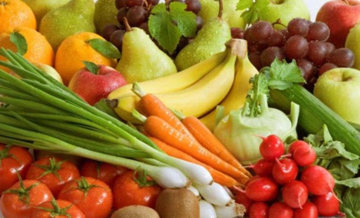 وقتی افراد احساس گرسنگی می‌کنند اشتهای بسیار زیادی دارند و در مورد نوع غذایی که می‌خواهند بخورند، چندان توجه‌ای به خرج نمی‌دهند. اما چنین عادتی بسیار خطرناک است و بدن را دچار مشکل می‌کند. زیرا مصرف برخی از خوراکی ها، مناسب معده خالی نیست و سلامت بدن را به خطر می‌اندازد.