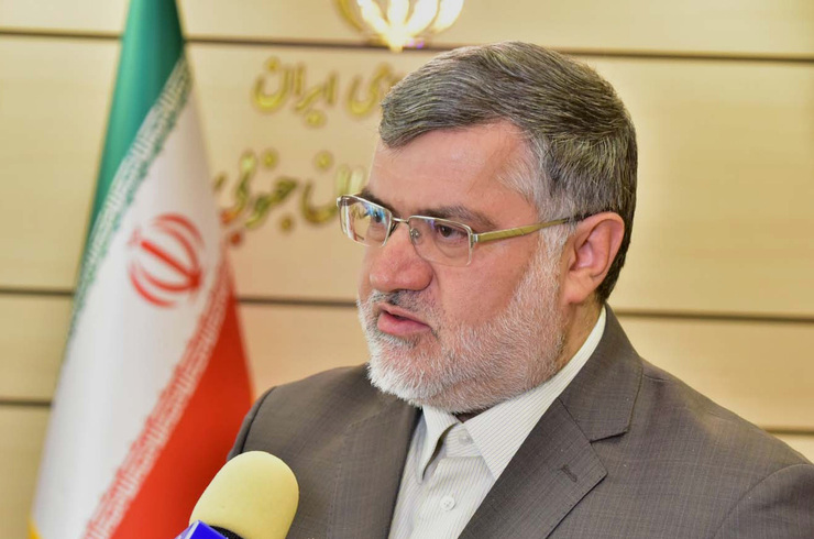 با وجود گذشت حدود ۸ روز از انتخاب محمدصادق معتمدیان به عنوان استاندار خراسان‌رضوی در جلسه هیأت دولت، هنوز مراسم معارفه وی برگزار نشده است.