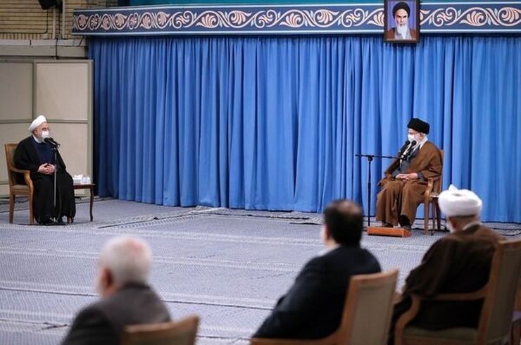 پس انتشار بیانات رهبری و تاکید ایشان بر پرهیز از تندروی و لزوم تفاوت قائل شدن بین اهانت و انتقاد، برخی از چهره ها،  شخصیت‌های سیاسی و مسئولان بلندپایه در تایید بیانات ایشان، از رویکردهای تهاجمی، توهینی و تهدید آمیز برخی از نمایندگان مجلس انتقاد کرده و برون رفت از شرایط کنونی کشور را نیازمند جوی همدلانه و اتحاد دانستند.