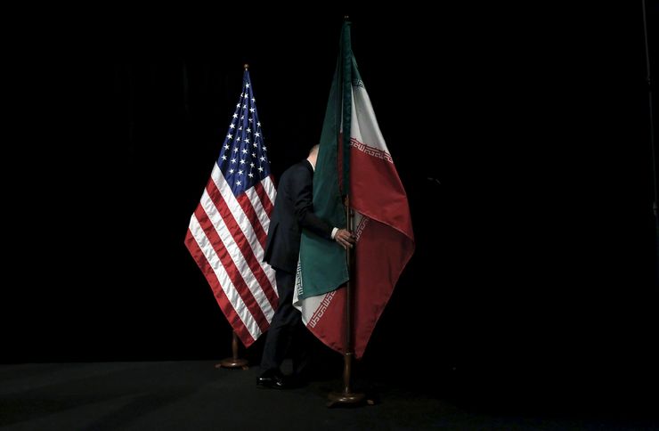 آخرین گزارش مرکز افکارسنجی ایسپا نشان می‌دهد که ۶۰ درصد شرکت‌کنندگان در این نظرسنجی معتقدند انتخابات آمریکا در حد «زیاد یا خیلی زیاد» بر وضعیت ایران اثر می‌گذارد. اما با‌توجه‌به اینکه سیاست‌های آمریکا در سال‌های گذشته در قبال ایران تغییری نکرده است، چرا چنین تصوری وجود دارد؟