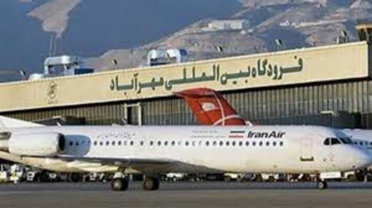 هم‌زمان با افزایش شدت بارندگی‌ها در استان تهران، فرودگاه مهرآباد از مسافران خواست تا قبل از عزیمت به سمت فرودگاه از انجام قطعی پرواز خود اطلاع کسب کنند.