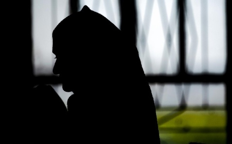 دختر ۱۹ ساله در حالی وارد کلانتری آبکوه مشهد شده بود که آثار هولناک کتک کاری‌های خواستگارش بر روی بدنش نمایان بود.