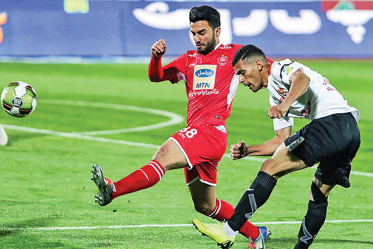 شهرخودرو امروز در غیاب سرمربی خود در تهران میهمان پرسپولیس است