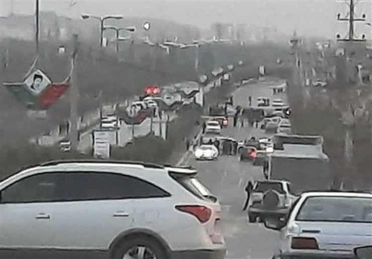 برخی رسانه‌های خارجی هم‌صدا با گروه‌هایی در داخل کشور معتقدند که ترور شهید فخری‌زاده، تأثیری مهم بر روند مذاکرات احتمالی آینده ایران و آمریکا خواهد گذاشت و در‌ مقابل، برخی کارشناسان معتقدند این حادثه تلخ، تأثیری بر این مذاکرات نخواهد گذاشت.