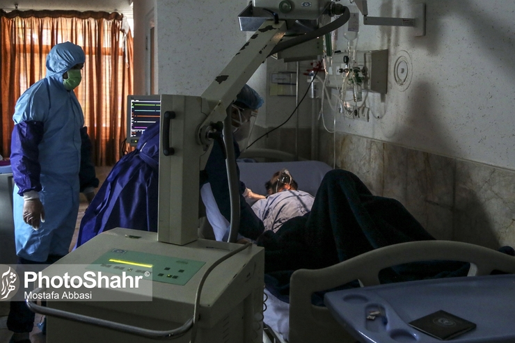 بنابر اعلام معاون درمان وزارت بهداشت با‌توجه‌به خطر انتقال بیماری، حضور همراهان بیمار در تمام بخش‌های بیمارستانی ممنوع شد.