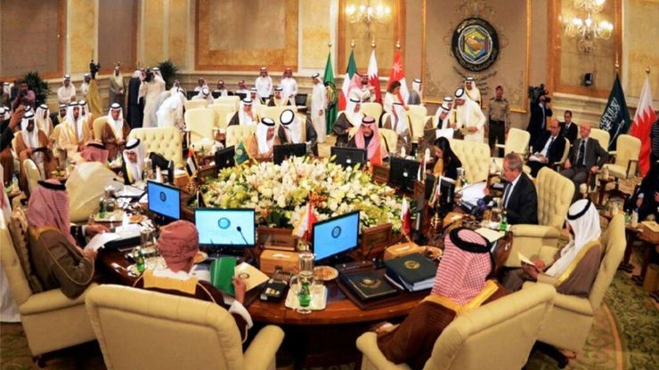 کویت اعلام کرد بحران روابط قطر و عربستان پایان یافت و توافق نهایی صورت گرفت. اعلام پایان نهایی اختلافات میان عربستان و قطر ساعاتی پس از آن مطرح می‌شود که فیصل بن فرحان آل سعود وزیر امورخارجه سعودی جمعه شب گفت: برای حل اختلافات میان کشورهای شورای همکاری بسیار نزدیک شده‌ایم.