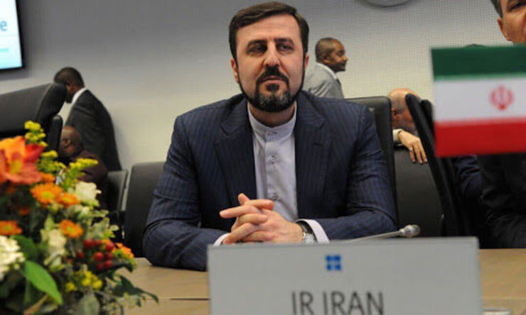سفیر و نماینده دائم ایران نزد سازمان‌ ملل و سازمان‌های بین‌المللی در وین گفت: تزریق گاز هگزافلوراید اورانیوم یا یو.اف.۶ به سانتریفیوژ، آخرین مرحله برای آغاز غنی سازی و جداسازی اورانیوم ۲۳۸ از اورانیوم ۲۳۵ است.