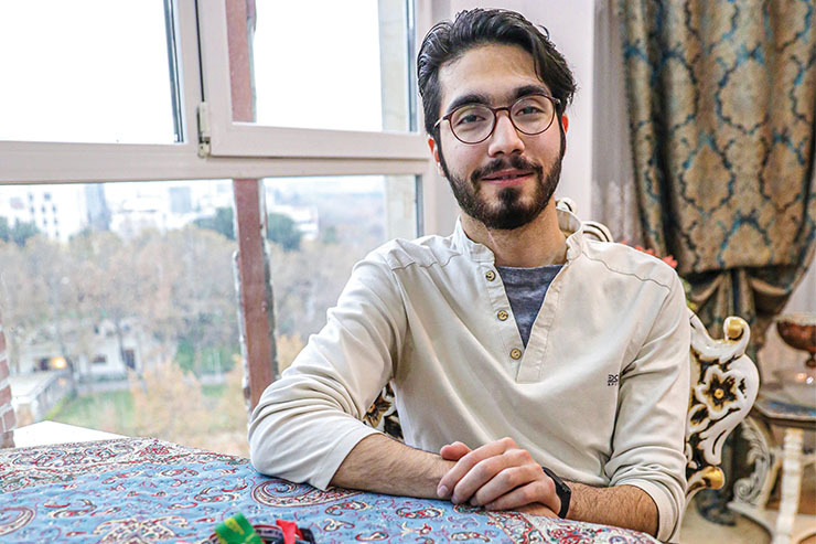 گفتگو با اشکان رحمانی ورزشکار سابق تیم ملی که توانسته بر مصدومیت شدید غلبه کند
