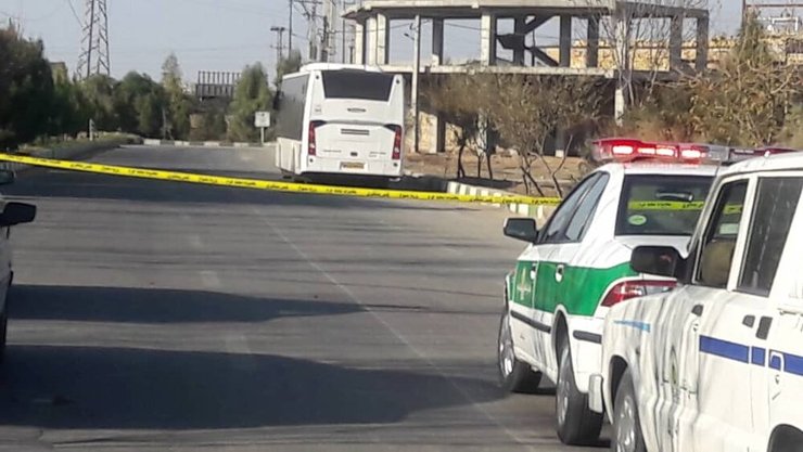 قاتل فراری که همسر برادر خود را به قتل رسانده بود، پس از سه ساعت گروگانگیری در اتوبوسی در شهرک فاطمیه قم با عملیات نیرو‌های ویژه پلیس قم دستگیر شد.
