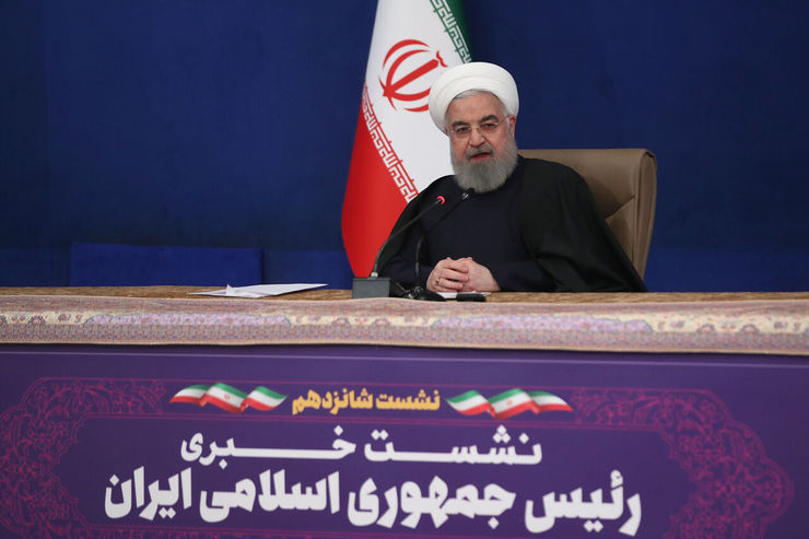 رئیس جمهوری اسلامی ایران در پاسخ به سوال خبرنگار آمریکایی گفت: ما هیچ پیش شرطی را برای مذاکره نخواهیم پذیرفت و از هیچ کس قبول نمی‌کنیم. نه برجام قابل مذاکره است و نه این که بخواهیم برجام را از نو روی میز پهن کنیم و ماده به ماده آن بحث کنیم. عین این برجام را یا همه اجرا می کنند یا اجرا نمی‌کنند، اگر همه اجرا کنند ما هم اجرا می کنیم و مسایل موشکی و منطقه ای ارتباطی به مسایل هسته‌ای ندارد.