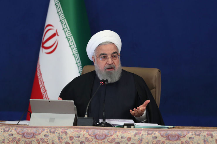 رئیس جمهور گفت: امسال باید احترام ویژه‌ای برای پرستاران قائل شویم و تلاش آن‌ها را پاس می‌داریم، زیرا پرستاران برای سلامت مردم جان خود را در کف دست گذاشتند و در کنار پرشکان و متخصصان تلاش کردند.