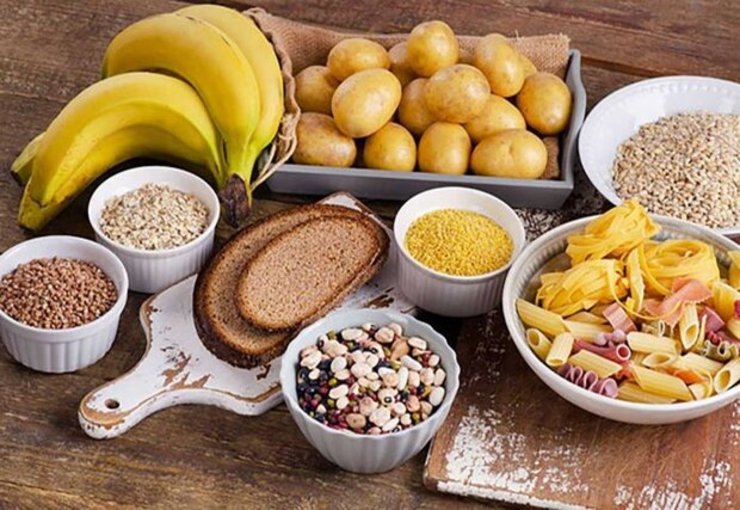 یک متخصص تغذیه با اشاره به اهمیت مصرف کربوهیدرات ها، گفت: کربوهیدرات ها در افزایش جذب پروتئین و تقویت سیستم ایمنی نقش بسیار مهمی را ایفا می کنند و حذف آنها از وعده های غذایی غلط است.