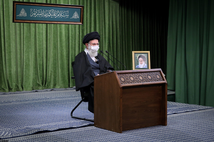 سخنرانی رهبر معظم انقلاب به مناسبت روز پرستار از دقایقی پیش آغاز شد، ایشان فرمودند: پرستار فرشته رحمت بیمار است.
