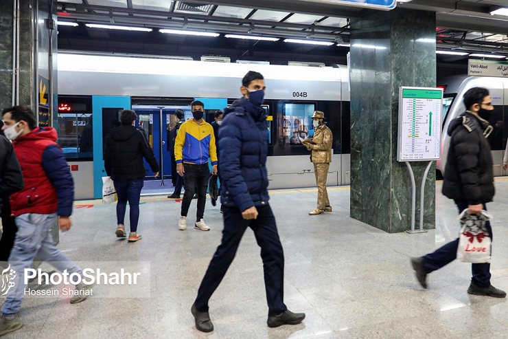 مدیرعامل شرکت بهره‌برداری قطارشهری مشهد گفت: در ۳ روز نخست اعمال محدودیت‌های جدید کرونایی در آذرماه، استفاده مردم از قطارشهری مشهد ۱۰ درصد کم شد.