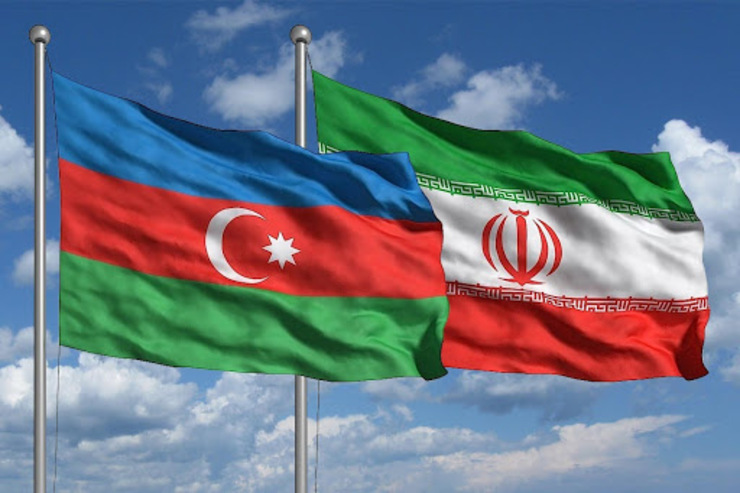 ظریف و همتای آذربایجانی‌اش در یک گفت‌وگوی ویدئویی درباره روابط دوجانبه، دریای خزر، شرایط پس از جنگ و سایر مسائل مورد علاقه گفت‌وگو و تبادل نظر کردند. این دو مقام همچنین مرز‌های دو کشور را مرز‌های صلح، دوستی و همکاری خوانده و بر تأمین امنیت آن تأکید کردند.