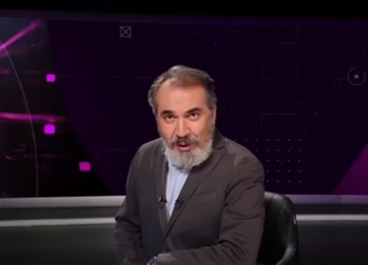 احتمالا این روزها با شنیدن نام سیامک انصاری یاد تیزر تبلیغاتی او «سلام، من سیامک انصاری هستم» که در شبانه‌روز بارها از شبکه‌های مختلف پخش می‌شود، در ذهن تداعی خواهد شد.