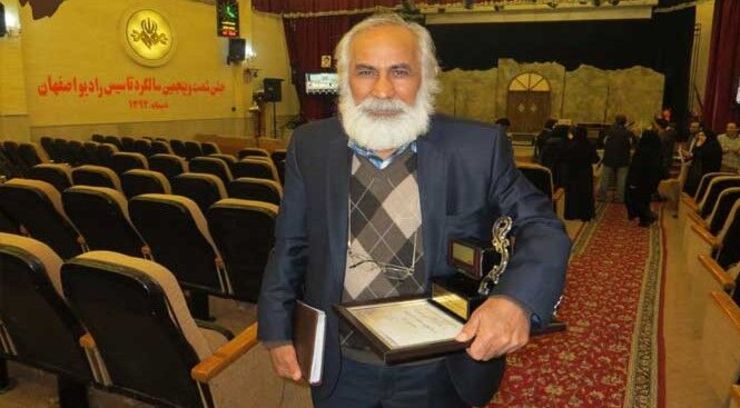 «حجت‌الله نجف‌پور» هنرمند و بازیگر پیشکسوت رادیو و تلویزیون و سینما در ۶۹ سالگی بر اثر ابتلا به کرونا جان خود را از دست داد.