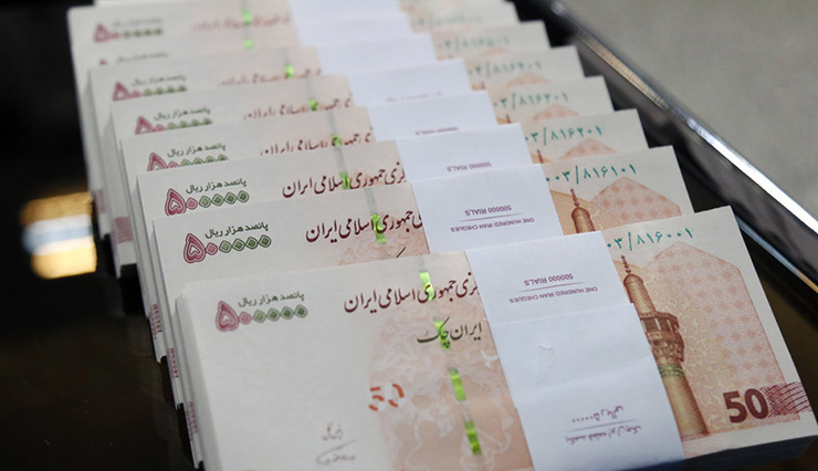 در سال ۱۴۰۰، مبلغ ۳۶۰ هزار میلیارد تومان از منابع داخلی بانکی در قالب تسهیلات پرداختی برای ساخت در مجموع ۱.۲ میلیون واحد مسکونی شهری و روستایی در قالب تسهیلات ۳۰۰ میلیون تومانی به متقاضیان واجد شرایط ارائه خواهد شد.