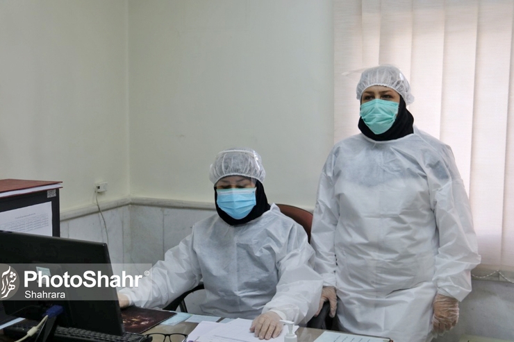 سخنگوی وزارت بهداشت امروز (شنبه ۱۴ فروردین ۱۴۰۰) جدیدترین موارد ابتلا و فوتی ناشی از کرونا در کشور در ۲۴ ساعت گذشته را اعلام کرد.