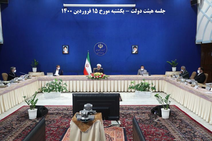 هیئت دولت در جلسه بعدازظهر روز یکشنبه، نسبت به تنقیح مصوبات مربوط به مناطق آزاد تجاری - صنعتی و ویژه اقتصادی و نیز تصویب بودجه سال ۱۴۰۰ سازمان‌های مناطق آزاد تجاری - صنعتی و اصلاحیه بودجه سال ۱۳۹۹ آن‌ها اقدام کرد.