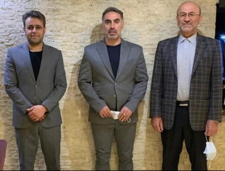 محمود فکری، سرمربی سابق استقلال تهران تنها سه هفته از بیرون نظاره گر لیگ برتر بود و امشب با عقد قراردادی هدایت نفت مسجدسلیمان را برعهده گرفت.