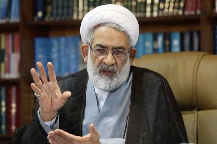 دادستان کل کشور با بیان این‌که متاسفانه مدیریت فضای مجازی فشل است و به تعبیر مقام معظم رهبری ول و رها است گفت: غصه فراوانی در این زمینه در چهره رهبری می‌بینیم. بعضی از مدیران بحث فیلترینگ را مطرح می‌کنند اما این بحث انحرافی، غلط‌ انداز و فرار به جلو است. هیچ‌کس نمی‌گوید فضای مجازی را ببندید آن‌چه مورد تاکید مقام معظم رهبری است بحث مدیریت فضای مجازی است.