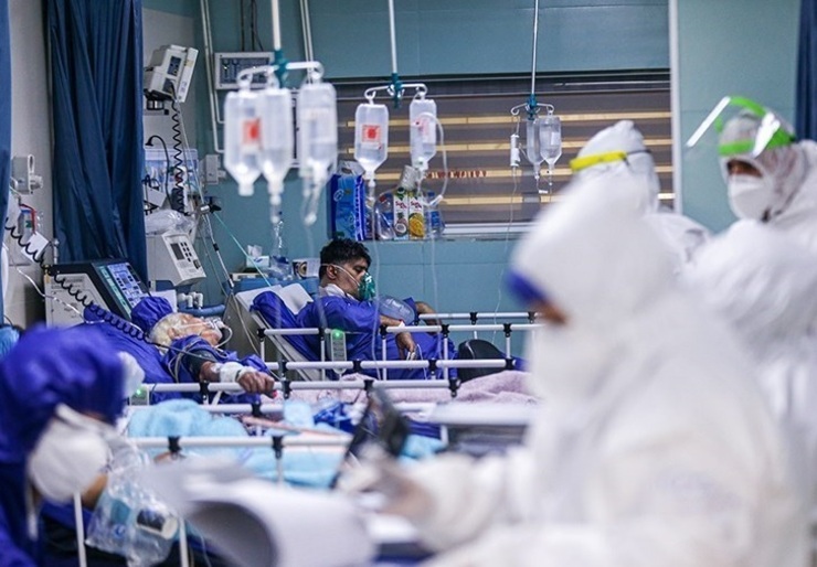 سخنگوی وزارت بهداشت گفت: از دیروز تا امروز ۲ فروردین ۱۴۰۰ و بر اساس معیارهای قطعی تشخیصی، ۷ هزار و ۳۵۷ بیمار جدید مبتلا به کووید ۱۹ در کشور شناسایی شد که ۷۷۳ نفر از آنها بستری شدند.