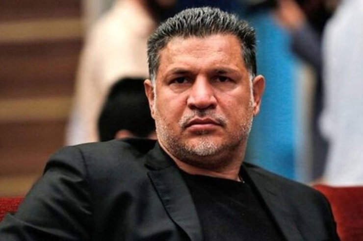 آقای گل جهان که احتمالا تا چند ماه دیگر رکوردش از سوی رونالدو شکسته خواهد شد؛ نشان داد که از هر آنچه که حق بداند دفاع خواهد کرد؛ چه حق طبیعی مردم در برخورداری از رفاه نسبی، چه کمک به سیل‌زدگان و زلزله‌زدگان و چه نبخشیدن ۲ سارق.