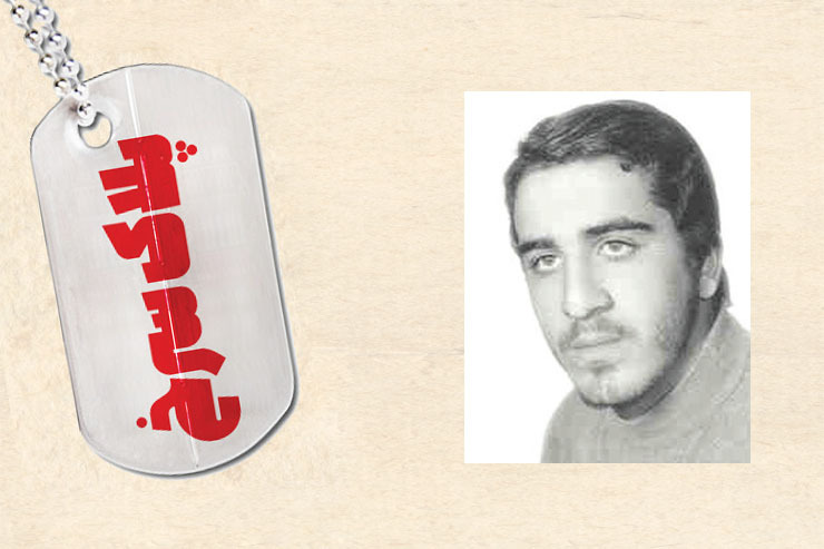 بیستم دی ۱۳۴۰ ه.ش. در مشهد متولد شد. مادرش درباره تولد او می‌گوید «در خواب سیدی را دیدم که سیب قرمز خوش‌رنگی به من داد و گفت: این را نیکو نگه دار. بعد از این متوجه شدم مصطفی را حامله‌ام.» در مغازه برادرش کار می‌کرد و هم درس می‌خواند. دوره دبیرستان را هم در هنرستان شهید یوسفی گذراند. دانشگاه او، اما جبهه بود.
