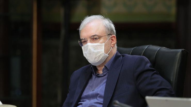 وزیر بهداشت گفت: از اولین روزها می دانستم که واکسن کرونا، یک محصول بهداشتی و درمانی نیست بلکه یک کالای استراتژیک است که در اختیار دولت‌ها برای چانه زنی‌های سیاسی خواهد بود.