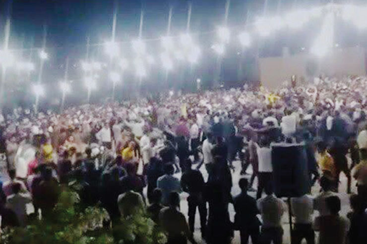 دادستان کاشمر برای عوامل برپایی یک جشن عروسی که با حضور هزار نفر بدون رعایت شیوه‌نامه‌های بهداشتی و پیشگیرانه از کرونا در این شهرستان برگزار شده بود، دستور رسیدگی صادر کرد و پرونده قضایی تشکیل داد.