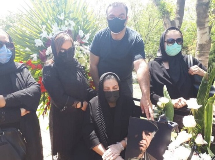 محسن قاضی‌مرادی در ۲۵ فروردین ۱۴۰۰ در سن ۷۹ سالگی، در منزل شخصی خود بر اثر بیماری پارکینسون درگذشت. اولین مصاحبه مهوش وقاری پس از فوت همسرش محسن قاضی مرادی را مشاهده می‌کنید.