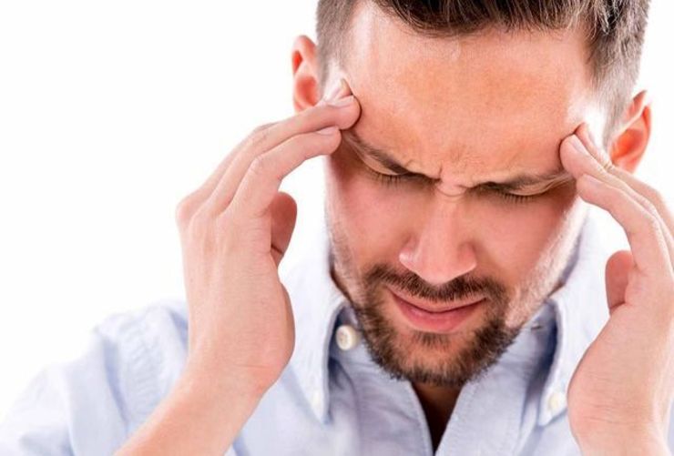 عضو هیات علمی دانشگاه علوم پزشکی گفت: براساس آمارها و مطالعات، در زمان ابتلا به کرونا ، سردرد بیشتر در زنان، جوانان و کسانی که سابقه قبلی سردرد دارند، بروز می‌کند.
