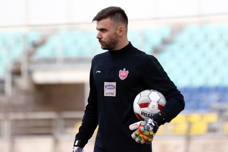 رادو هر روز از پرسپولیس دورتر می‌شود!