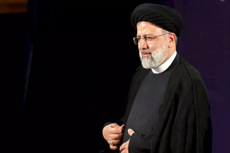 حجت الاسلام و المسلمین سید ابراهیم رئیسی، در رأس دستگاه اجرایی کشور، پیش از سیزدهمین دوره انتخابات ریاست‌جمهوری، برنامه‌های خود را مبتنی‌بر دو محور گسترش عدالت و مبارزه با فساد به جامعه معرفی کرد و همین موضوع نیز منجر به استقبال اکثریت از این مهم شد.