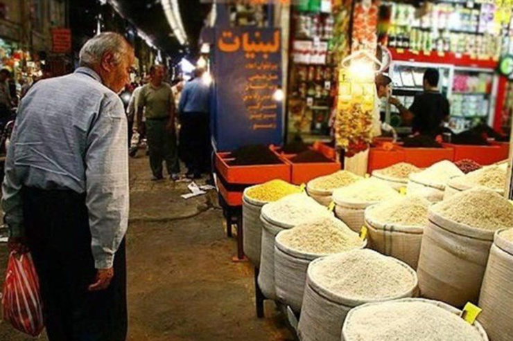 بررسی آمارهای منتشره وزارت صنعت، معدن و تجارت نشان می‌دهد با توجه به روند افزایش قیمت کالاهای اساسی در یک سال گذشته، در آبان ‌ماه ۱۴۰۰ برنج تایلندی (غیر از هومالی) با ۱۱.۲ درصد کمترین افزایش قیمت را داشته است.