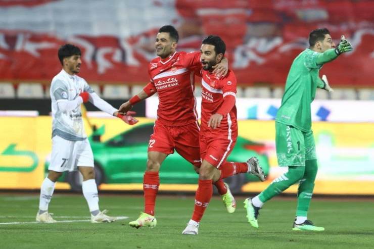 پرسپولیس موفق شد تراکتور را در ورزشگاه آزادی مغلوب نماید‌.