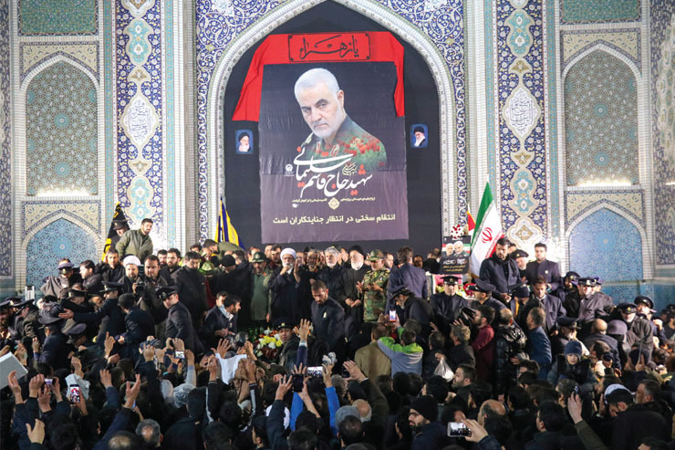هم‌زمان با ۱۵ دی ماه ۱۳۹۸، وداع جاودانه‌ای با حاج قاسم در تاریخ پرماجراترین خیابان مشهد به یادگار ماند.