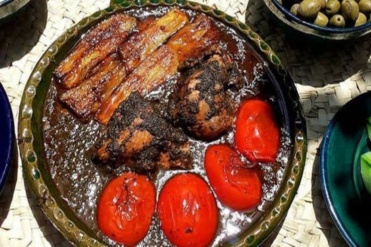 ترش واش نوعی سبزی خورشتی می‌باشد که اغلب در گیلان و اغلب در مناطق همجوار شرق استان گیلان رشد می‌کند. به این سبزی بویا یا ترشک هم نیز گفته می‌شود.